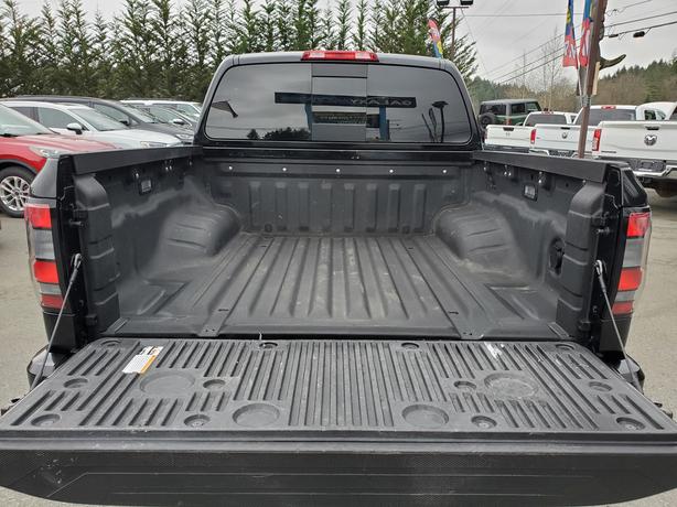 2023 Nissan Frontier PRO-4X - Nav, Heated Seats, Heated Wheel image 8