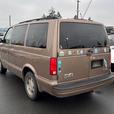 2004 GMC Safari 3dr RWD SLE | AM / FM Radio! thumbnail image 5