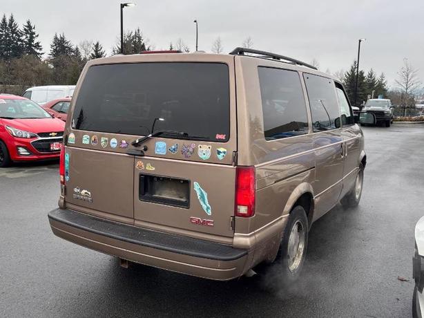 2004 GMC Safari 3dr RWD SLE | AM / FM Radio! image 7