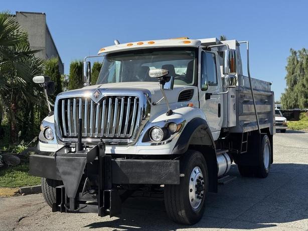 2011 International Workstar 7400 Diesel Air Brakes Dump Truck with Plow Attachme image 4