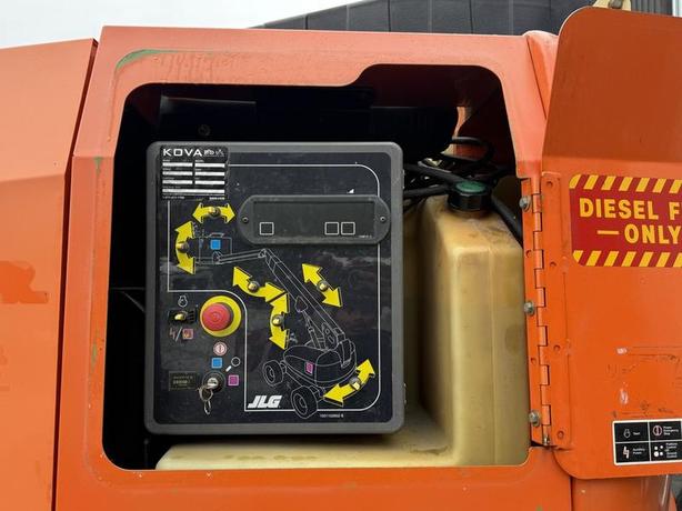 2012 JLG 660SJ 4WD Diesel Boom Lift image 8