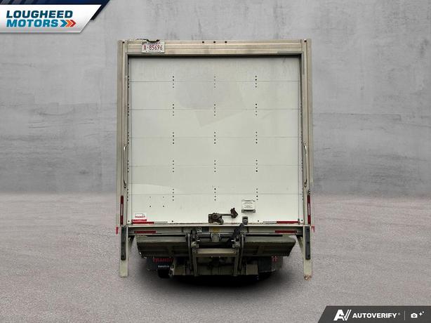 2023 Isuzu NRR image 5