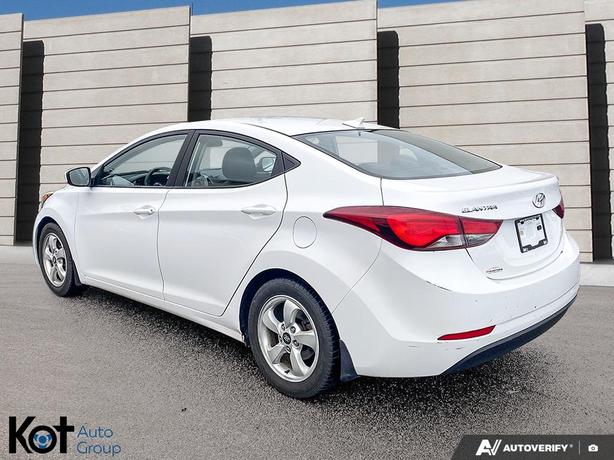 2016 Hyundai Elantra GL MANUAL TRANSMISSION! image 4
