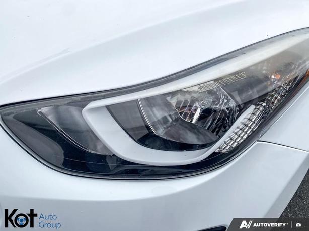 2016 Hyundai Elantra GL MANUAL TRANSMISSION! image 8