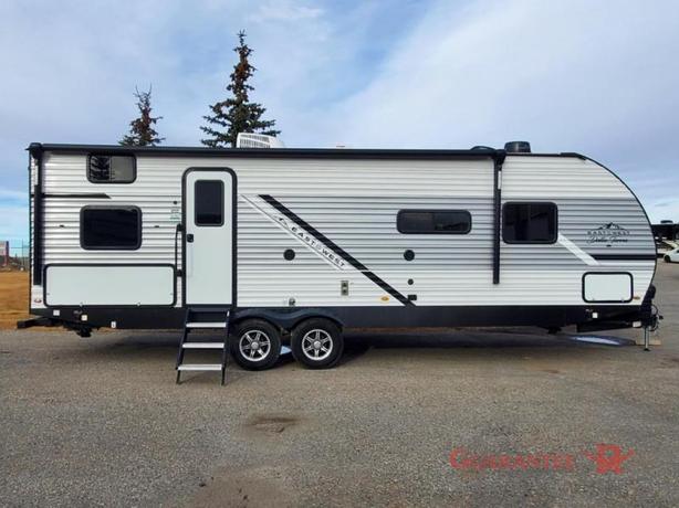 Used 2024 EAST TO WEST Della Terra 262BH image 7