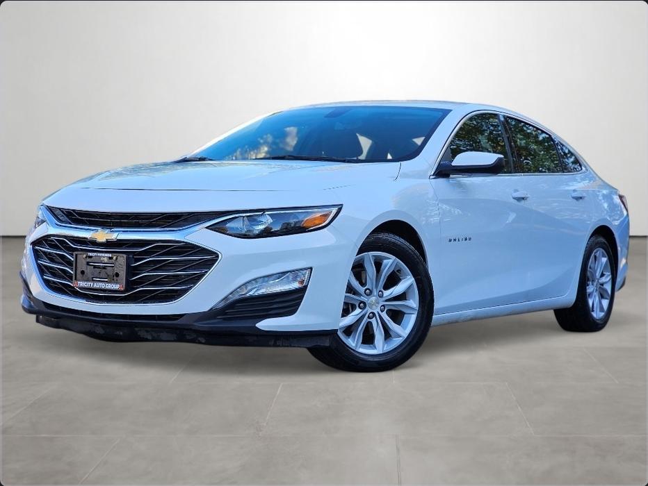2022 Chevrolet Malibu LT - Heated Seats, Apple CarPlay, Android Auto display photo