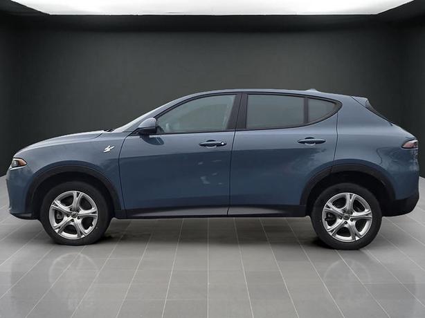 2023 Dodge Hornet GT AWD - Heated Steering Wheel, Parking Sensors image 6