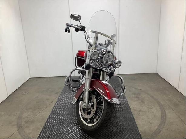 2016 Harley-Davidson FLHR Road King Motorcycle image 2