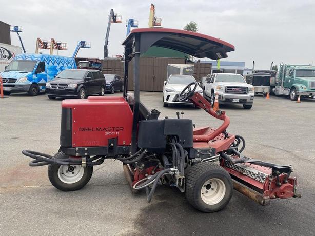 2011 Toro Reelmaster 3100-D Triplex Ride on Reel Mower image 6