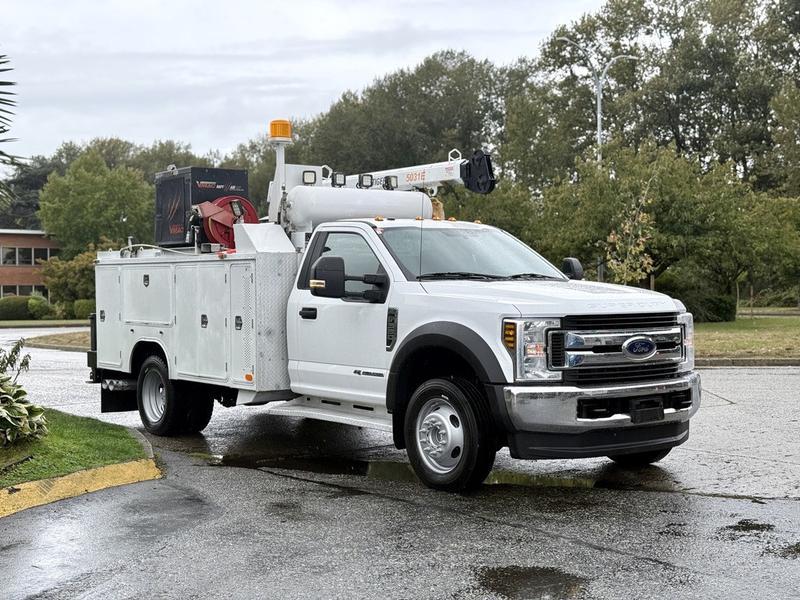 2018 Ford F-550 XLT 4x4 Diesel Service Truck with Tiger Crane display photo