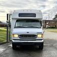 2002 Ford Econoline E-450 Super Duty 5-Passenger Bus with Wheelchair Lift thumbnail image 3