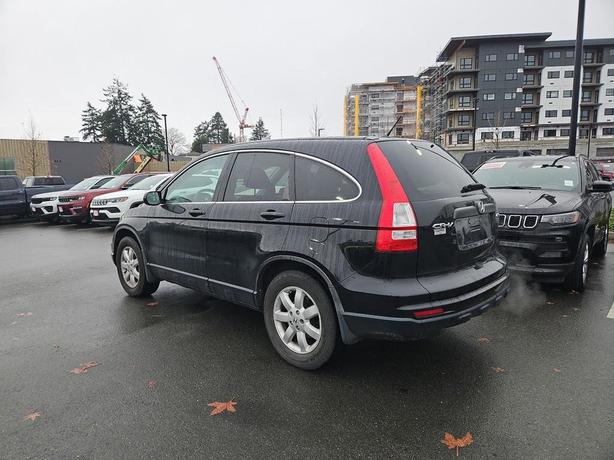 2010 Honda CR-V LX  | 4WD | Cruise Control! image 4