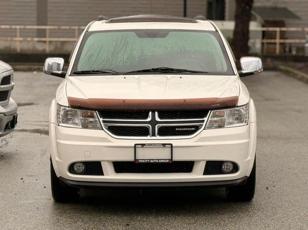 2011 Dodge Journey AWD 4dr R-T image 3