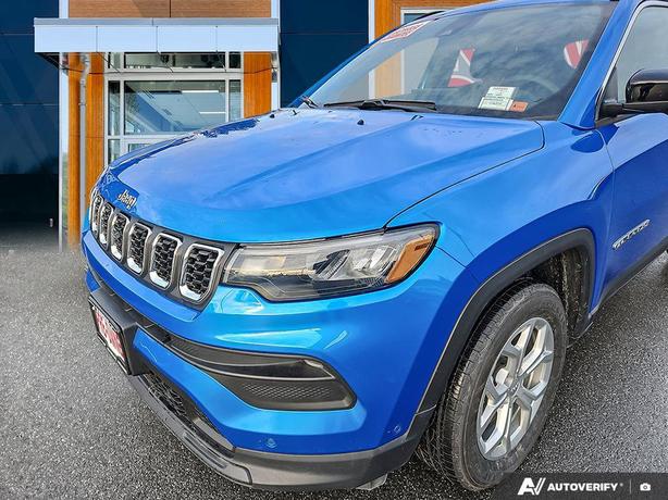 2024 Jeep Compass North image 8