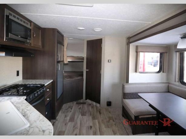 Used 2018 Keystone RV Springdale 240BH image 8