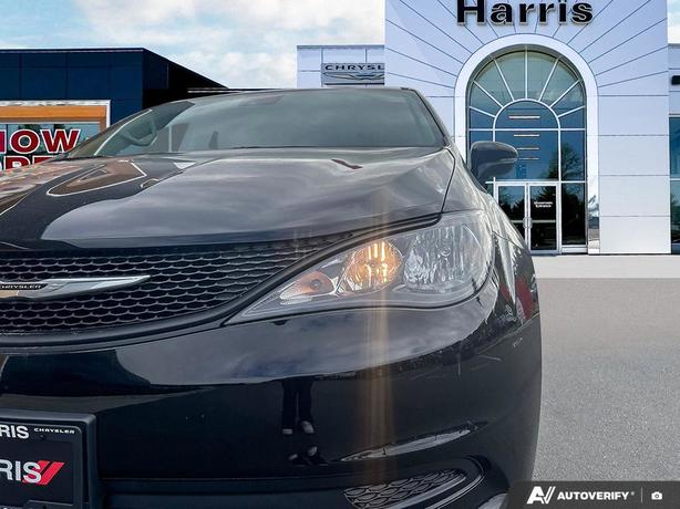 2024 Chrysler Grand Caravan SXT | Heated Seats! image 8