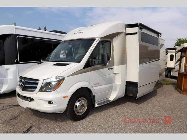 Used 2017 Triple E Unity 24FX image 3