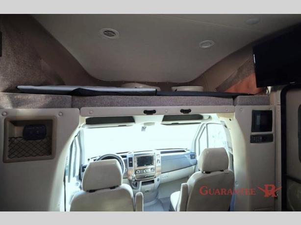 Used 2019 Thor Motor Coach Synergy 24SS image 8