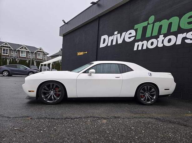 2014 Dodge Challenger SRT8 - Manual Transmission, Red Leather Interior image 7