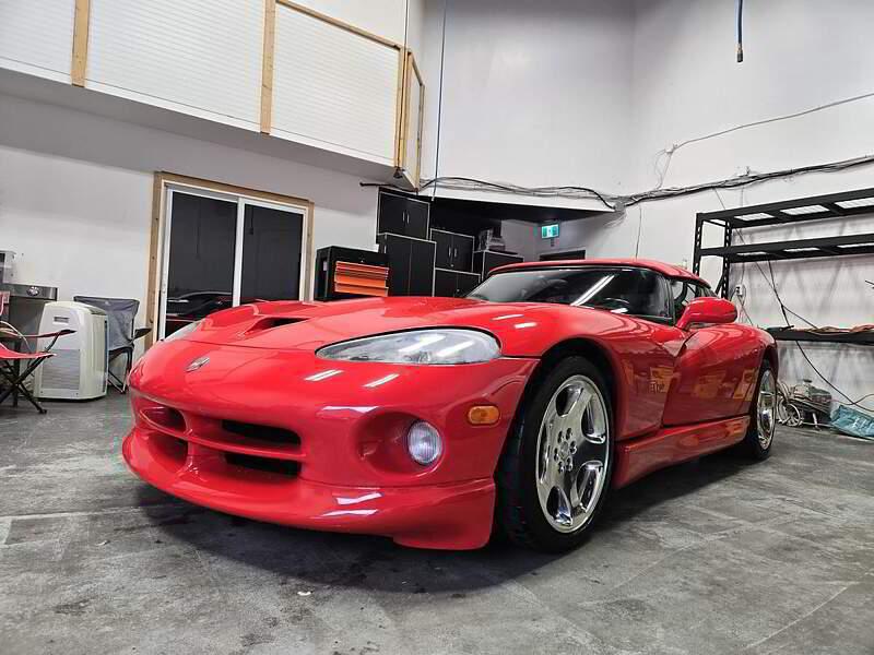 2001 Dodge Viper RT-10 Convertible - Manual Transmission display photo