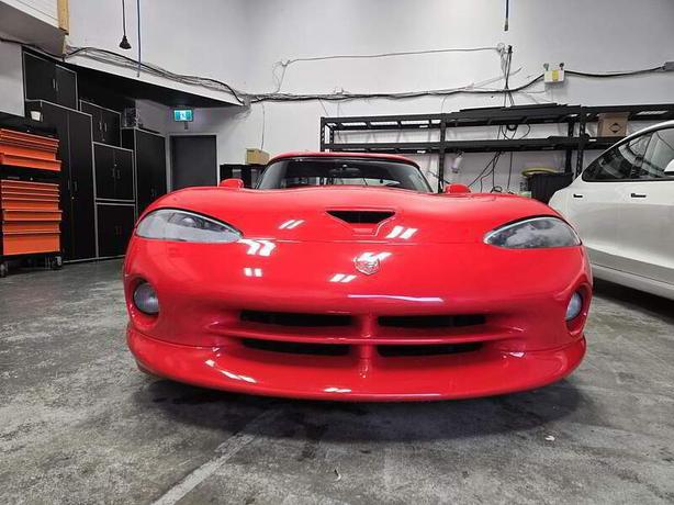 2001 Dodge Viper RT-10 Convertible - Manual Transmission image 2