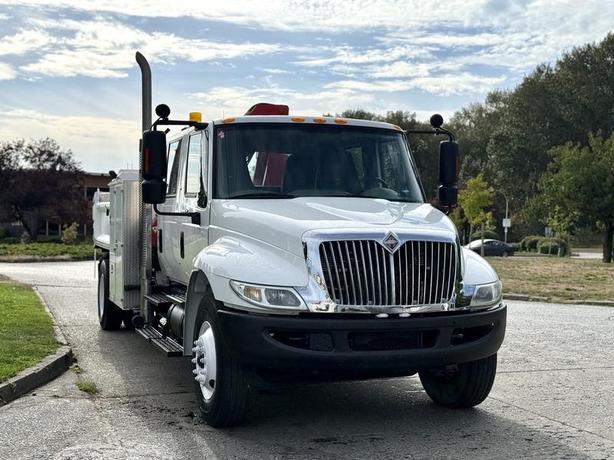 2008 International 4300 Diesel with Amco Veba Crane and 8-Foot Dump Box image 2