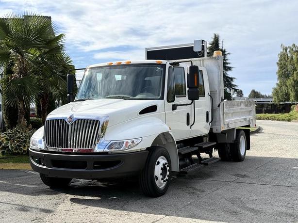 2012 International 4300 10 Foot Dump Truck image 4