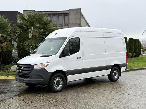 2023 Mercedes-Benz Sprinter 2500 High Roof Cargo Van image 5