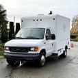 2007 Ford E-350 Super Duty Diesel 10-Foot Cube Van with Rear Work Shelves thumbnail image 4