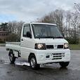 2009 Nissan Clipper 4x4 JDM Kei Truck 660cc Manual Hi/Lo thumbnail image 2