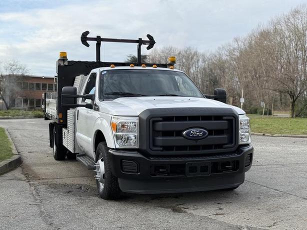 2015 Ford F-350 XL Super Duty Dually 9-Foot Dump Truck, 6.2L Gas, PTO image 3