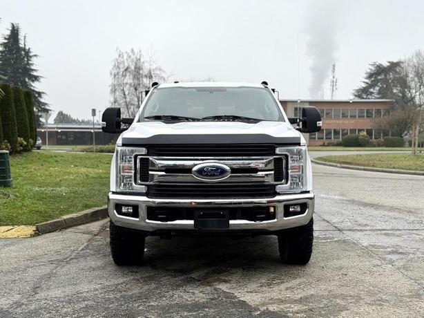 2019 Ford F-350 XLT Super Duty 4x4 Flat Deck Truck with Fuel Tank image 3