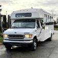 2002 Ford Econoline E-450 Super Duty 5-Passenger Bus with Wheelchair Lift thumbnail image 4