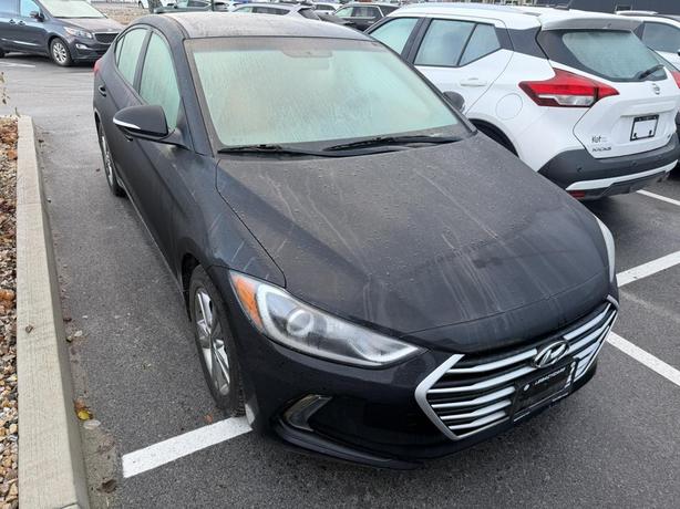 2017 Hyundai Elantra GL HEATED SEATS! BLUETOOTH! BACKUP CAMERA! image 1