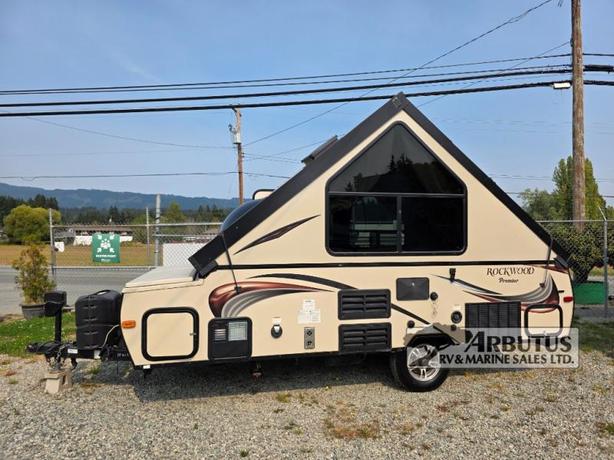 Used 2016 Forest River RV Rockwood Hard Side Series A122S image 3