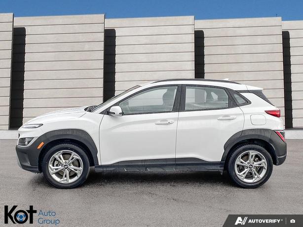 2023 Hyundai Kona Preferred AWD REMOTE START! HEATED SEATS & STEERING WHEEL! BLU image 3