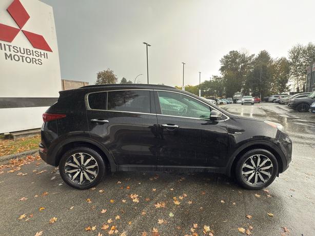 2019 Kia Sportage EX - Power Liftgate, Sunroof, Parking Sensors image 5