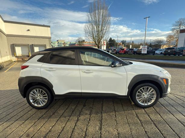 2019 Hyundai Kona Trend - No Accidents, Apple CarPlay, Android Auto image 5