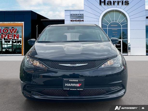 2024 Chrysler Grand Caravan SXT | Heated Seats! image 2