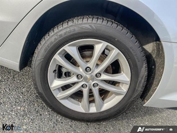 2018 Chevrolet Malibu LT image 6