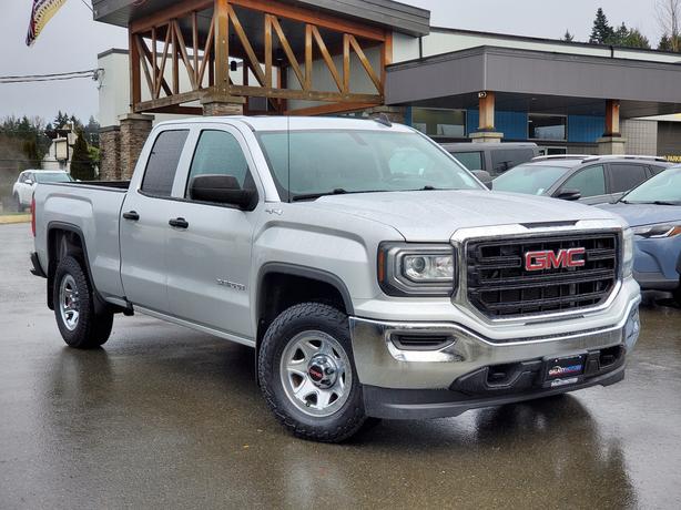 2016 GMC Sierra 1500 Double Cab 4WD - Trailer Brake, Back-Up Camera image 4