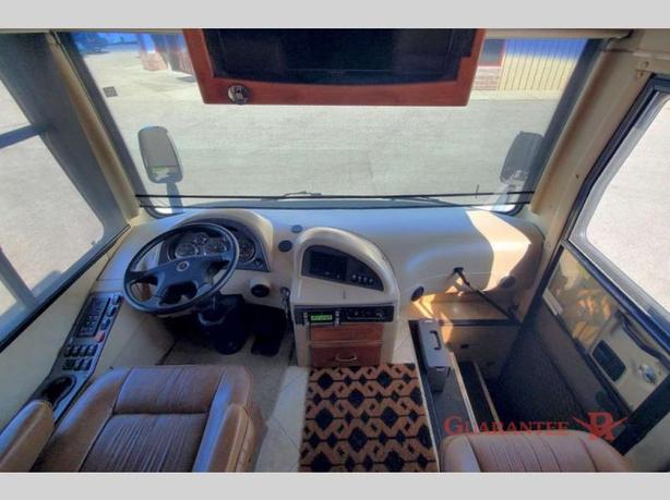 Used 2011 Monaco CAYMAN 36PBD image 8