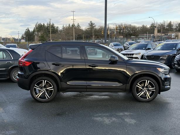 2021 Volvo XC40 R-DESIGN- BC Local, Power Moonroof & Low Km image 5