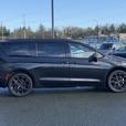 2023 Chrysler Pacifica Touring L AWD thumbnail image 5
