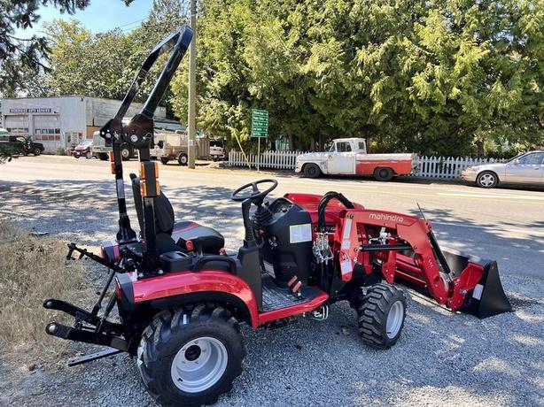 2024 Mahindra 1100 series 1120 HST image 3