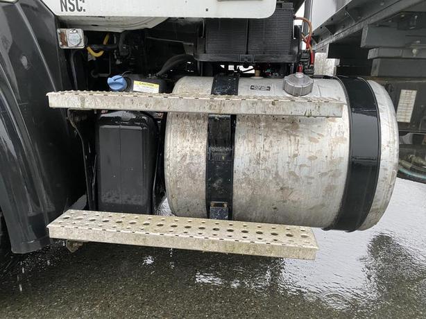 2020 Freightliner 114SD C60 Cement Tech Cement Mixture Air Brakes Cummins Engine image 8