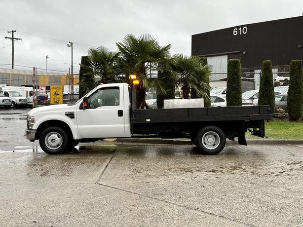 2008 Ford F-350 XLT Super Duty 12-Foot Flat Deck Truck image 6