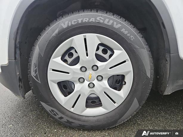 2017 Chevrolet Trax LS | Backup Camera | Bluetooth Integration! image 6