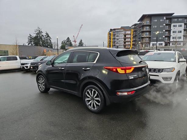 2019 Kia Sportage EX AWD | Heated Seats! image 4