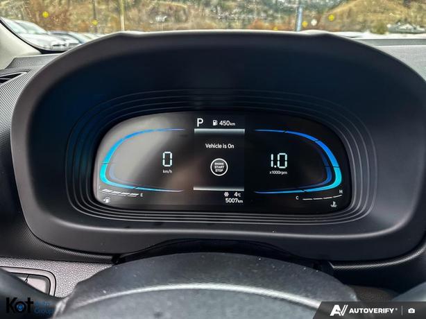 2025 Hyundai Venue Preferred ! REAR CROSS TRAFFIC! HIGH BEAM ASSIST! HEATED SEAT image 8